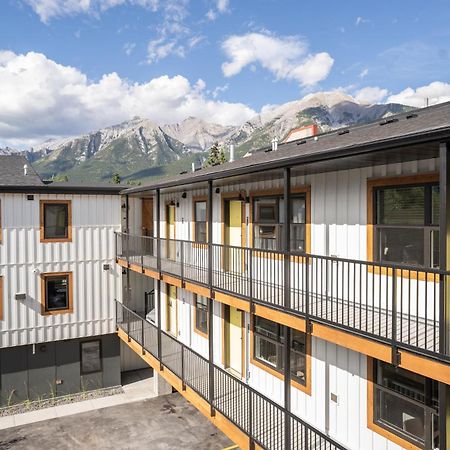 Basecamp Suites Canmore Exterior foto